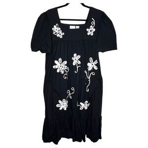 Vtg Go Softly Size Large House Dress Kaftan Mumu Embroidered Flora Boho Black
